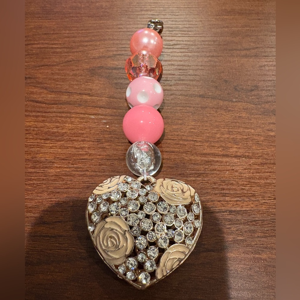 Elegant Gold and Pink Heart Pendant Bag Charm